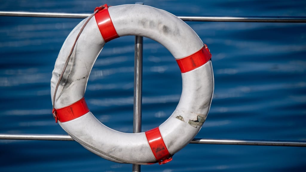 Badeunfälle in der Ostsee: Zwei Männer vor Boltenhagen und Rostock ertrunken.
