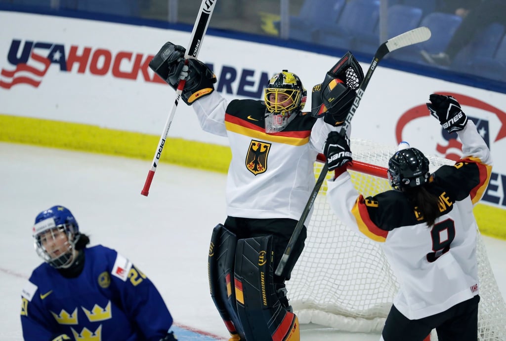 Der deutsche Verband erhält den Zuschlag für ein Olympia-Qualifikationsturnier der Eishockey-Frauen.