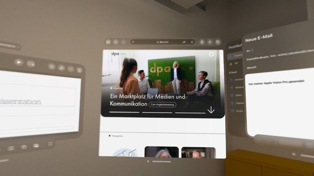 So sieht es aus, wenn man mehrere virtuelle Fenster mit verschiedenen Programmen nebeneinander anordnet. Sie können beliebig verschoben und vergrößert oder verkleinert werden.
