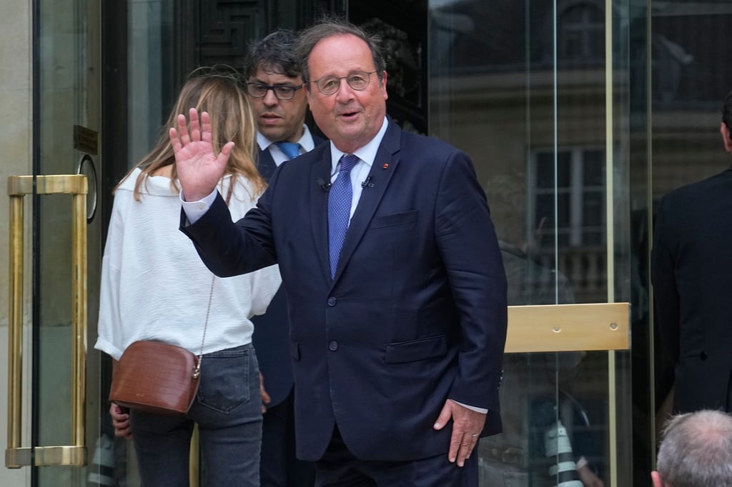 Frankreichs Ex-Präsident François Hollande kehrt als einfacher Abgeordneter in die Nationalversammlung zurück.