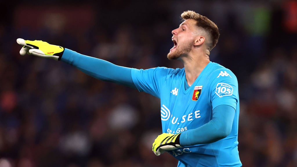 Gibt klare Anweisungen: Ex-RB-Schlussmann Josep Martinez.