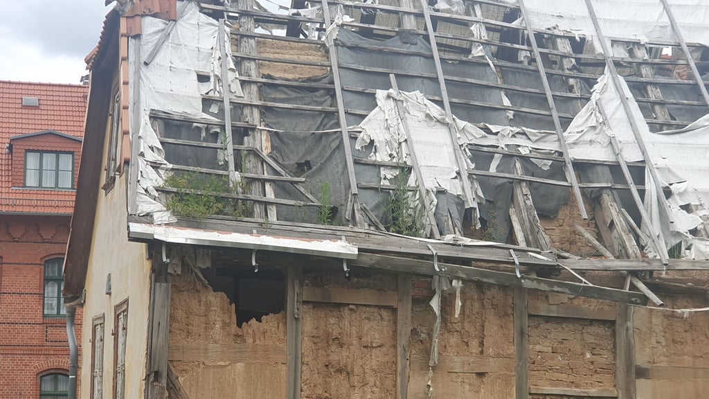 Um das Haus am Badstuben 4 in Ballenstedt steht es schlimm.