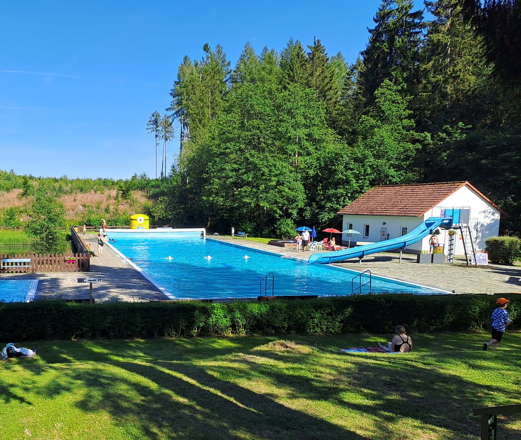 Das Waldfreibad in Elend.