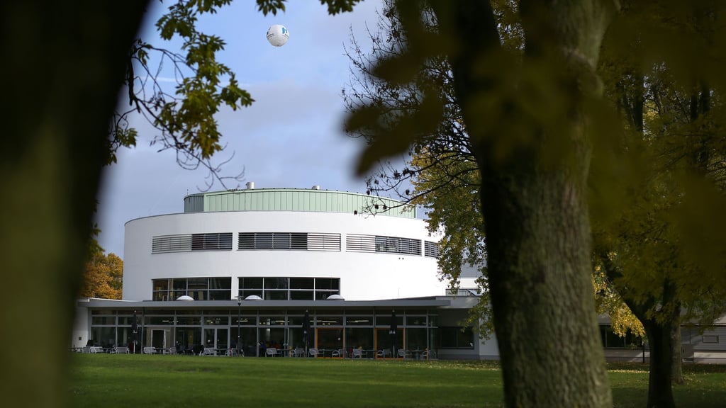 Aus "bestanden" wurde "annulliert": Die Hochschule Magdeburg-Stendal reagiert auf Vorwürfe gegen Teilnehmer einer Deutschprüfung.