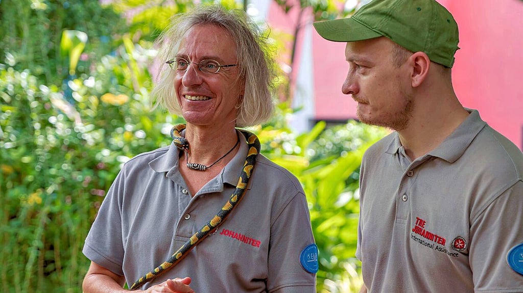 Christian Gatniejewski und Marvin Schäfer haben spezielle Kenntnisse in der Wildnis- und Expeditionsmedizin.