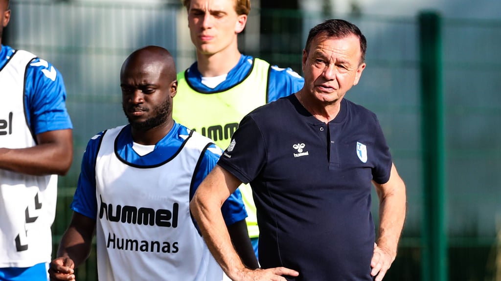 Ob Otmar Schork den Weggang von Amara Condé beim 1. FC Magdeburg intern oder durch einen weiteren Transfer auffangen wird, ist noch offen.