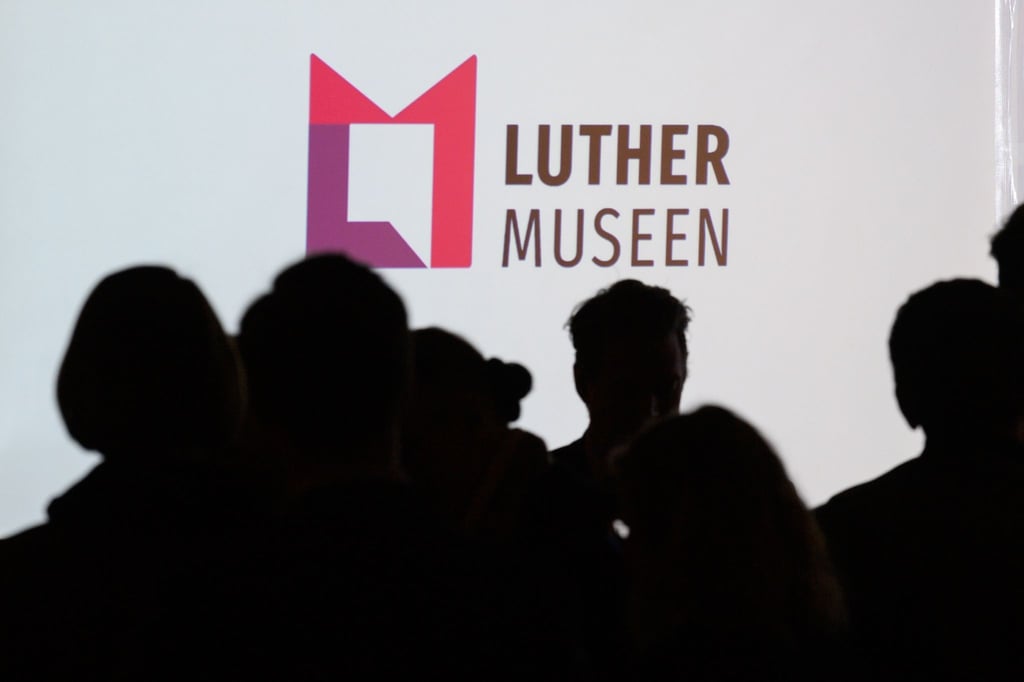 Im Lutherhaus in Mansfeld ist der Ernstfall geprobt worden: Wie wird vorgegangen, wenn wertvolle Kunst gerettet werden muss? (Archivbild)