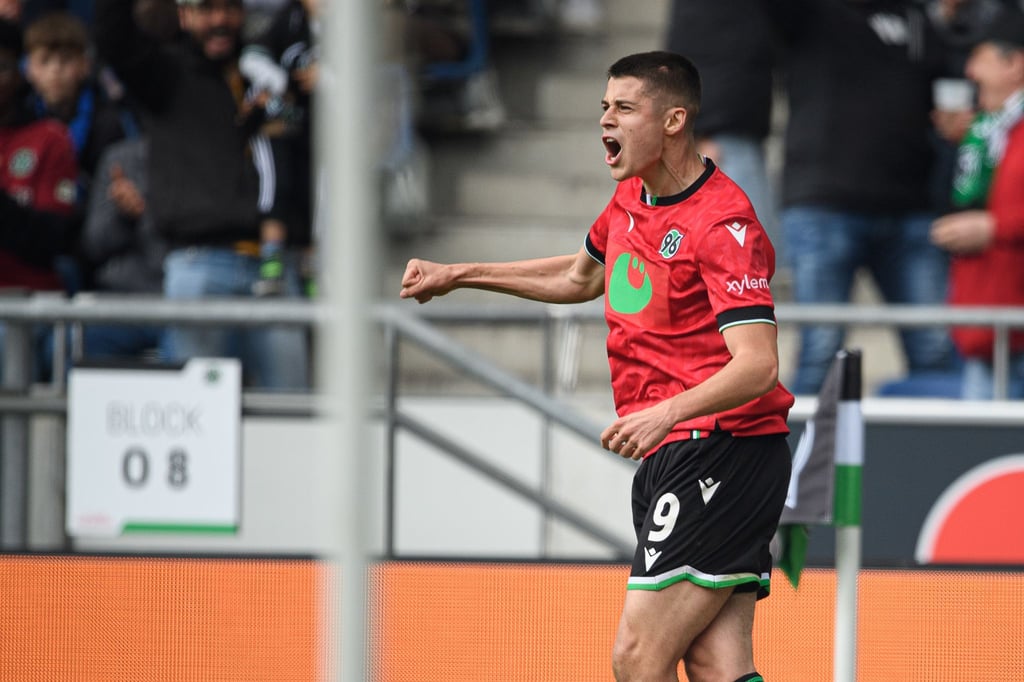 Hannovers Nicolo Tresoldi traf im Testspiel gegen den VfL Osnabrück doppelt.