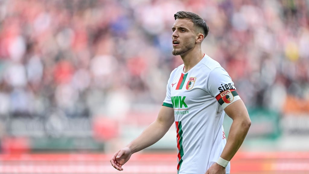 Ermedin Demirovic wechselt offenbar innerhalb der Bundesliga nach Stuttgart.