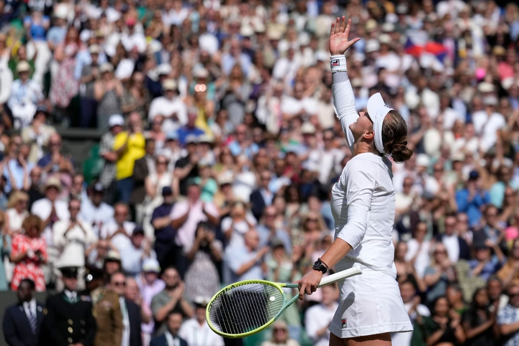 Barbora Krejcikova denkt nach ihrem Wimbledon-Triumph an ihre Mentorin Jana Novotna.