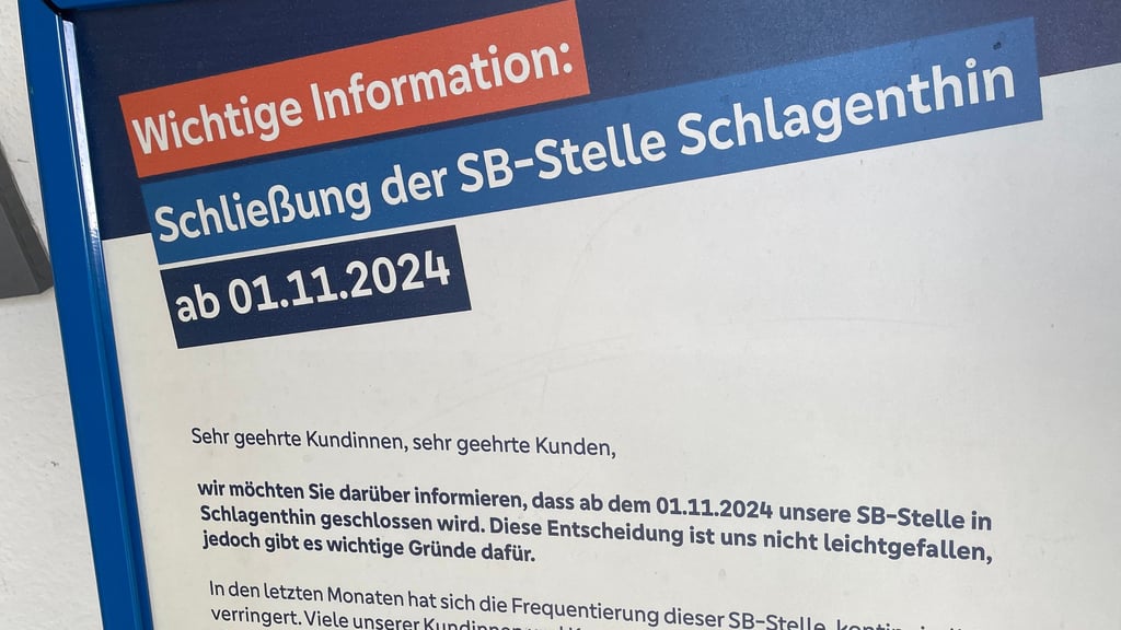 Info-Zettel an der Schlagenthiner SB-Stelle der Volksbank Jerichower Land.
