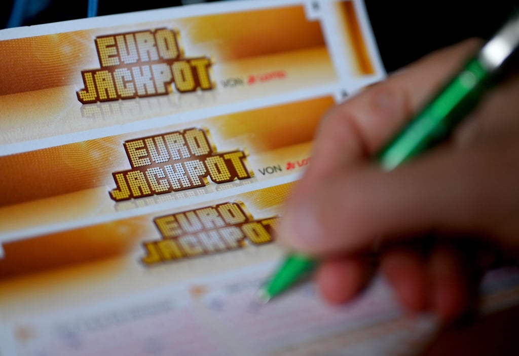 Zwei Sachsen haben beim Eurojackpot sechsstellige Summen gewonnen. (Symbolbild)