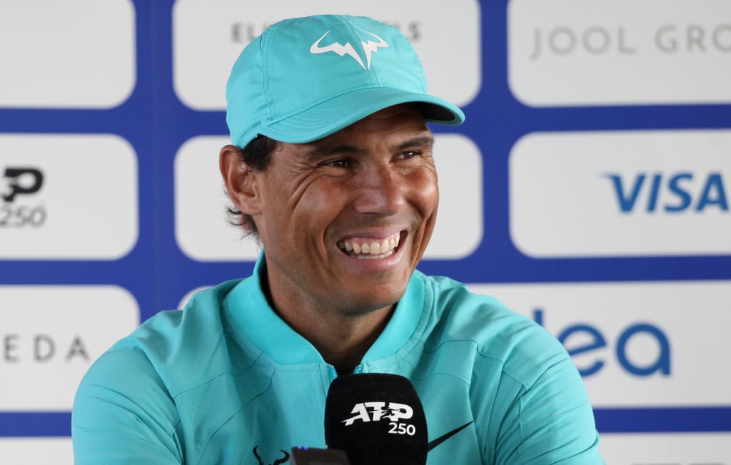 Gut gelaunt nach seinem Auftaktsieg im Doppel: Tennisstar Rafael Nadal.