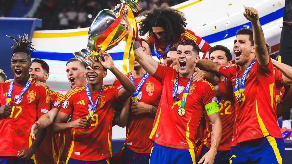 Der vierte Titel: Nie hat eine Nationalmannschaft so erfolgreich bei einer EM gespielt.