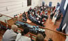 Blick von der Zuschauertribüne in den Ratssaal im Alten Rathaus Magdeburg. Der neu gewählte Stadtrat muss erneut an die Wahlurne.