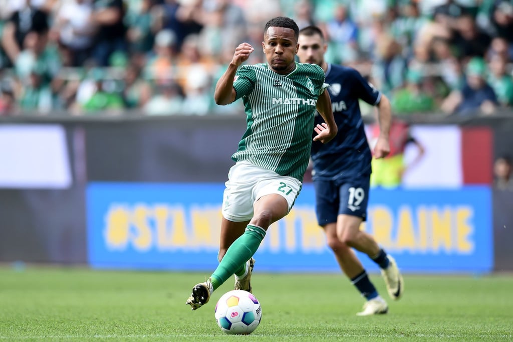 Bleibt weiter bei Werder Bremen: Abwehrspieler Felix Agu.