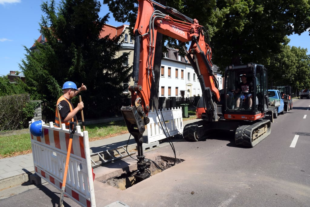 In der Geuzer Straße baut aktuell die Firma KTSB im Auftrag der Midewa.