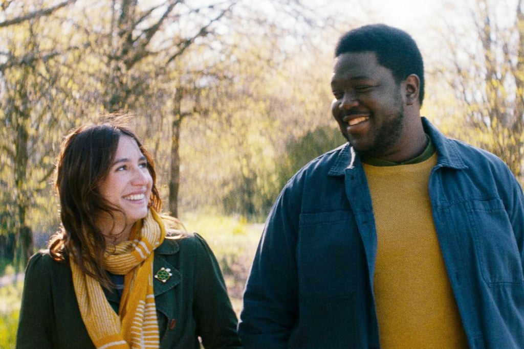 Izia Higelin als Juliette und Salif Cisse als Pollux in einer Szene des Films "Juliette im Frühling".