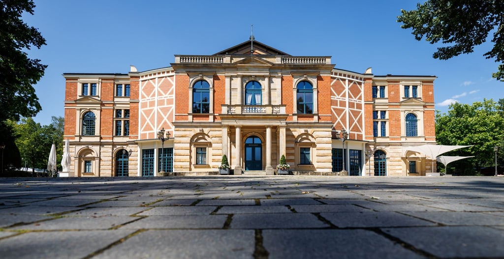 Im Bayreuther Festspielhaus gelten zuweilen ganz eigene Regeln. (Archivfoto)