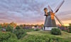 Die Holländerwindmühle in Jerichow im Licht  der Abendsonne.