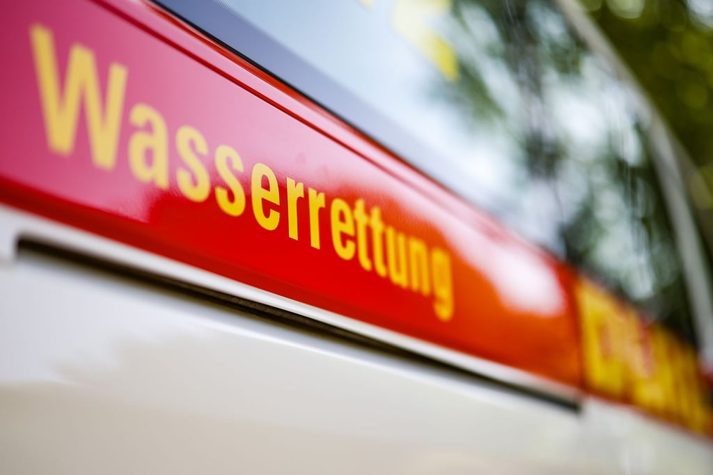 Nutzung nur nach vertraglicher VereinbarungAuf dem Müggelsee werden mehrere Menschen vermisst