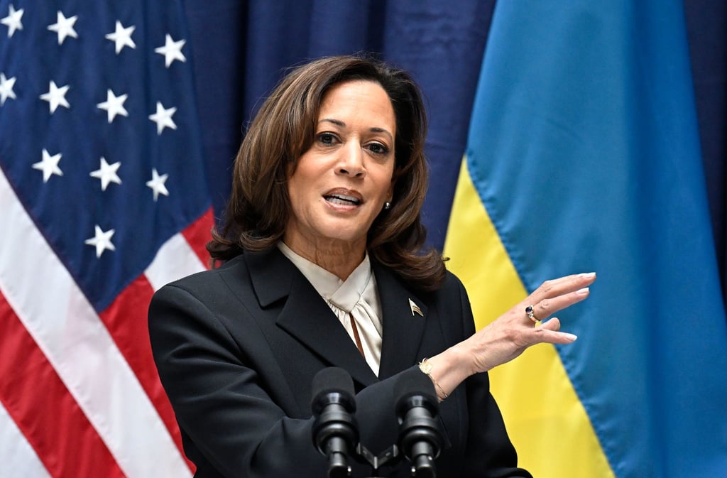 US-Präsident Biden stellt sich hinter Vize Harris. (Archivbild)