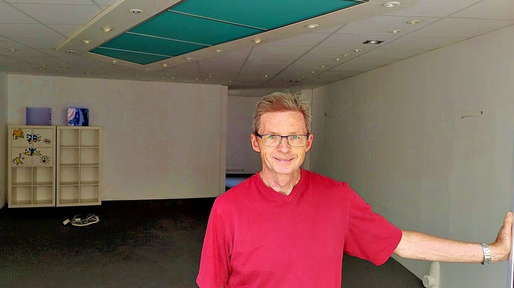 Stadtteilmanager Volker Lahman im ZeitSchauRaum Salzwedel.