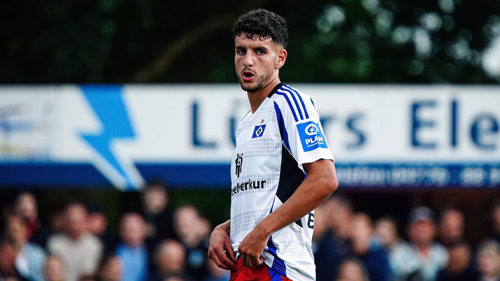 Daniel Elfadli trägt seit Juli das Trikot des Hamburger SV, wäre aber gerne schon ein Jahr früher vom 1. FC Magdeburg gewechselt.