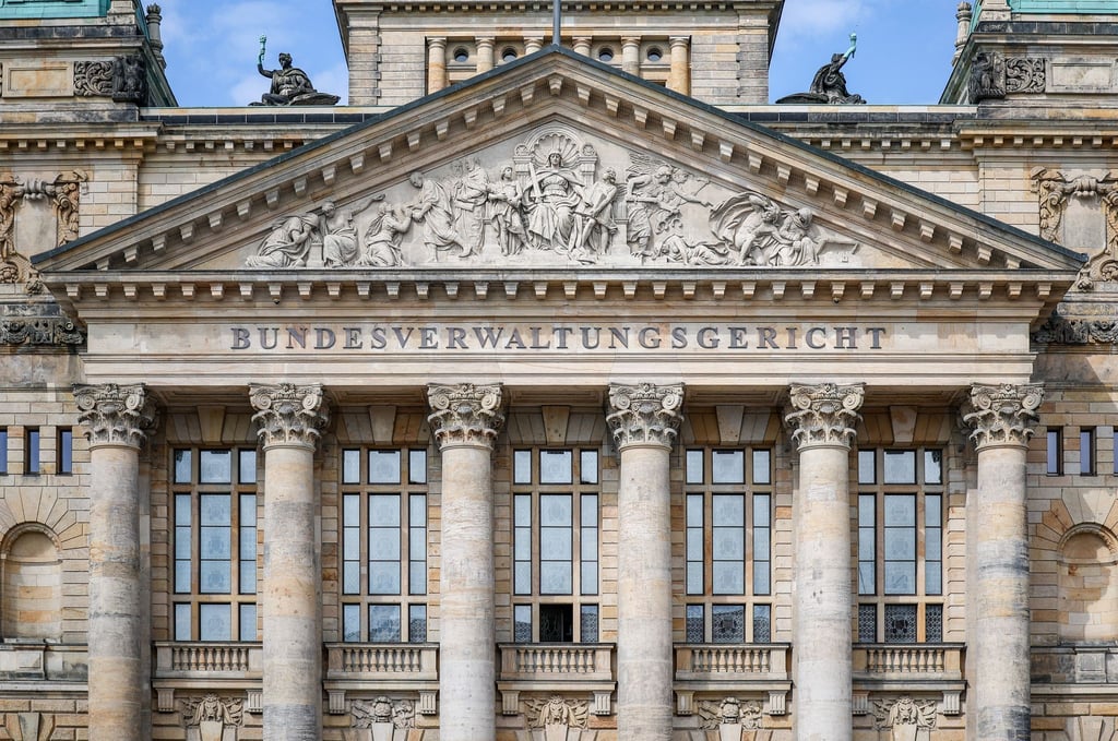 Das Bundesverwaltungsgericht überprüft das Verbot der „United Tribuns“. (Archivbild)