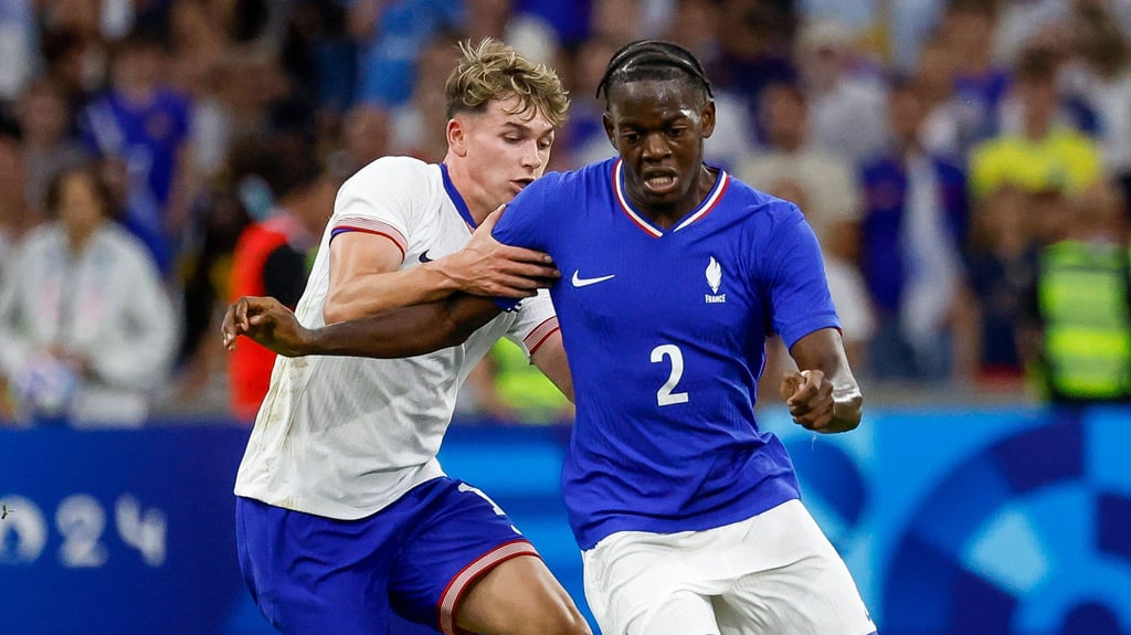 Castello Lukeba von RB Leipzig gelang zum Auftakt des Olympischen Fußball-Turniers ein Sieg mit Frankreich gegen die USA.