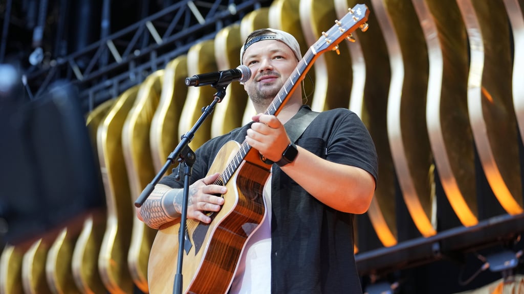 Jetzt mit Roland Kaiser auf Tour: Georg Stengel ist bei der Kaisermania am Elbufer in Dresden dabei.