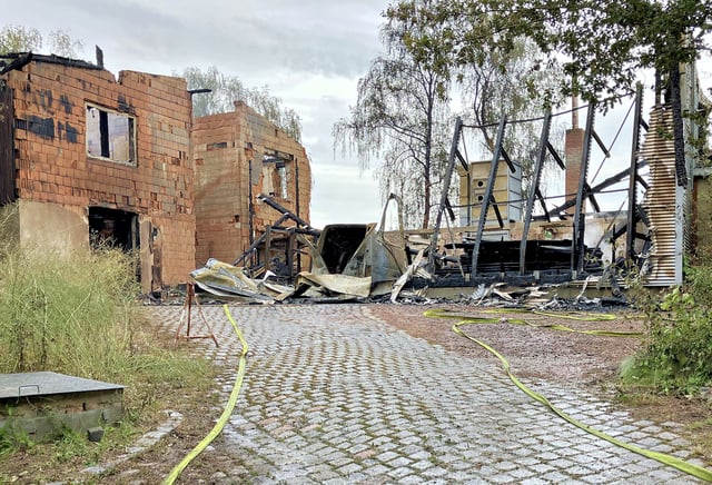 Nach Großbrand in Halle Ermittlungen zur Brandursache beginnen