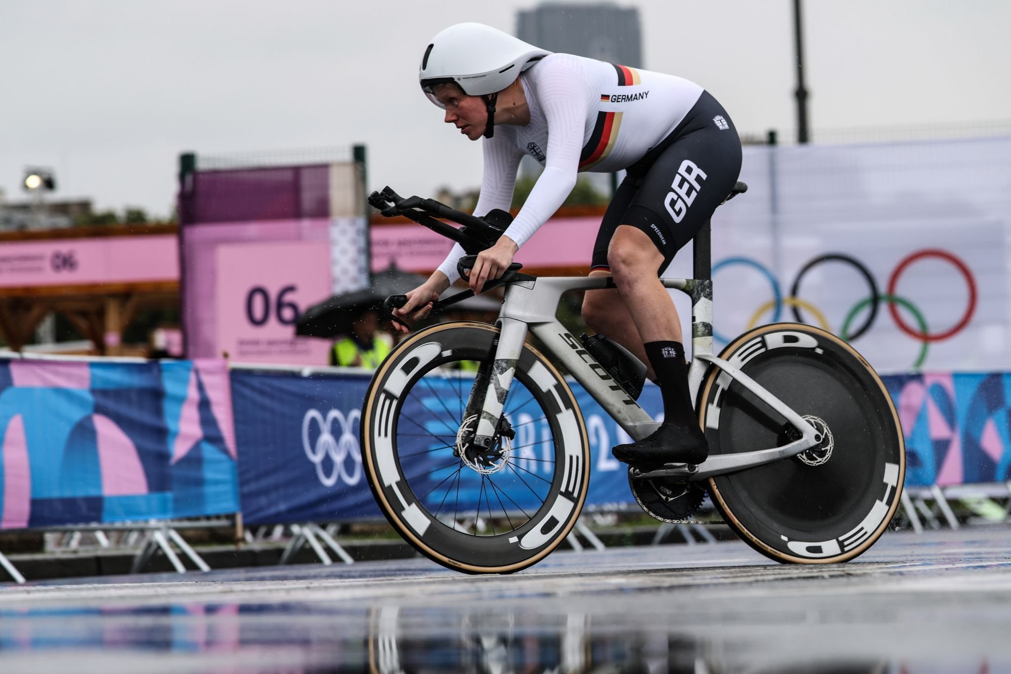 Olympische Spiele Deutsche Zeitfahrerinnen enttäuschen im Regen