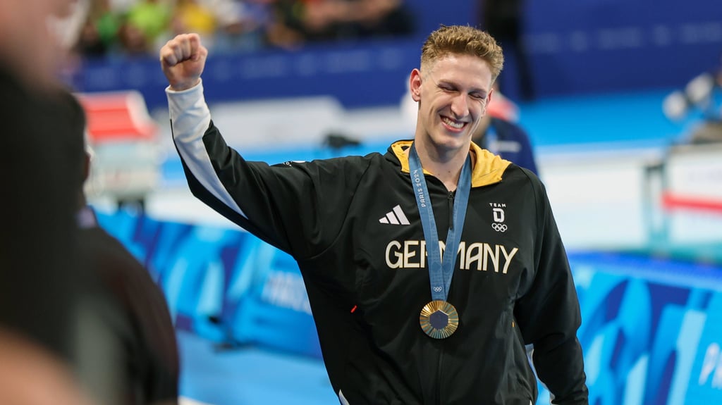 Lukas Märtens ist Schwimmer vom SC Magdeburg und holte am Wochenende olympisches Gold.