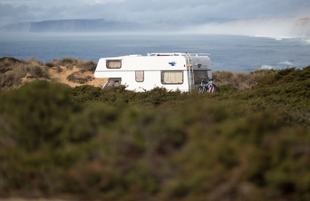Wildcamping ist nur in wenigen Ländern erlaubt. Wer also mit dem Camper durch Europa fährt, sollte sich vorab genau über die länderspezifischen Vorgaben informieren.