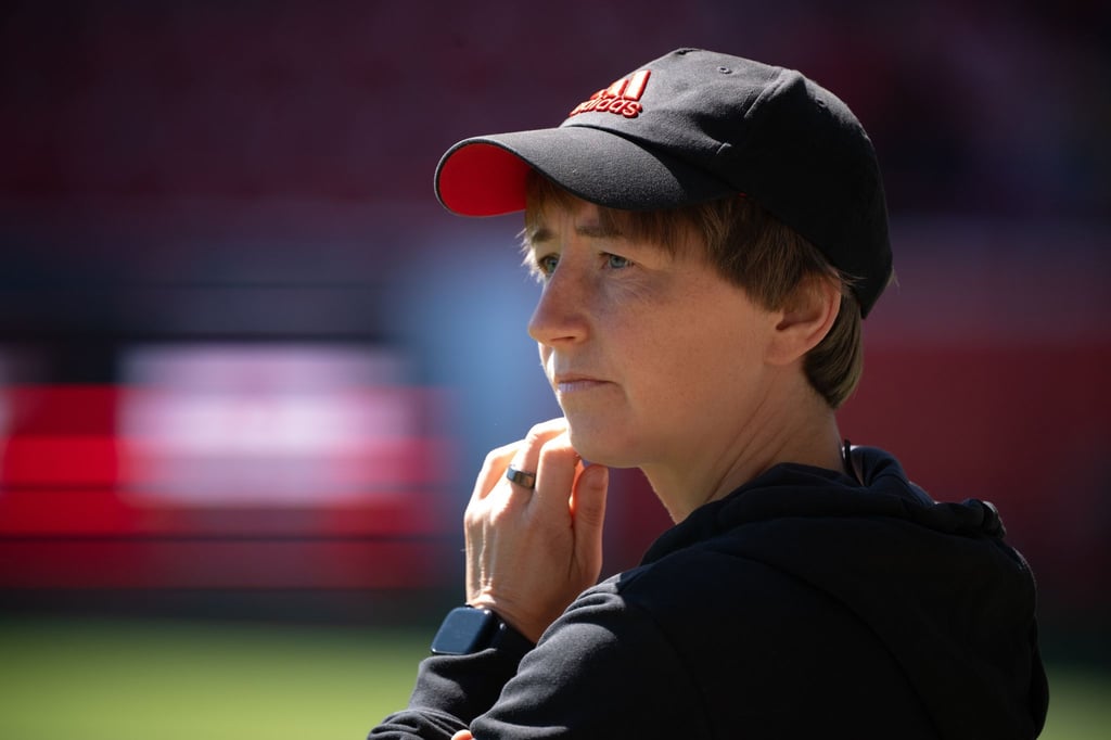 Ailien Poese ist die Trainerin der Unioner Fußballerinnen.