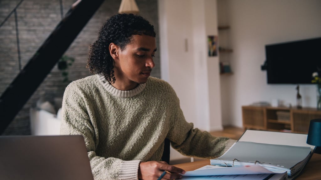 Pflicht oder nicht? Wer eine Steuererklärung abgeben muss, dem bleibt noch bis zum 2. September dafür Zeit.
