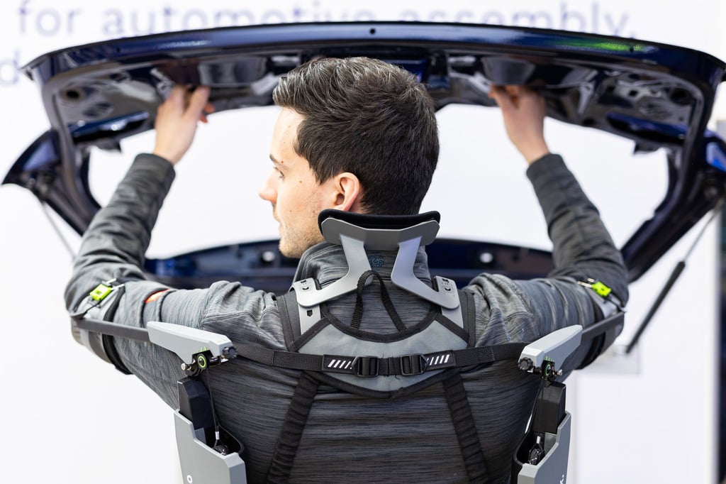 Das Exoskelett soll Gelenke und Muskeln entlasten. (Archivbild)