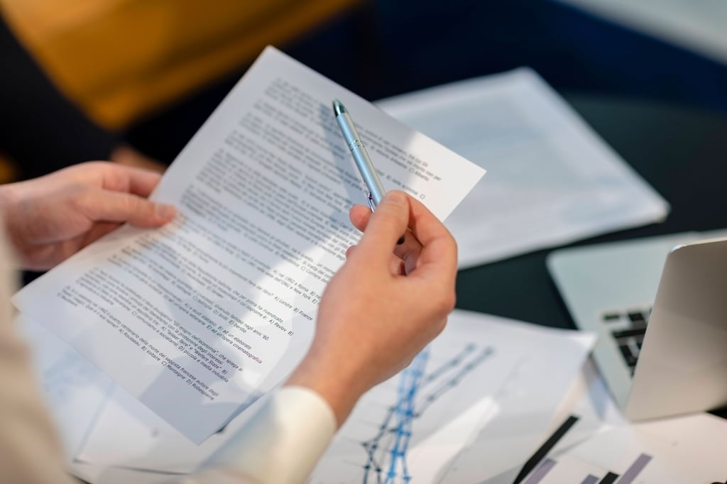 Statt wie bisher in Papierform sollen die Ratsmitglieder in Südharz ihre Sitzungsunterlagen künftig in digitaler Form erhalten.