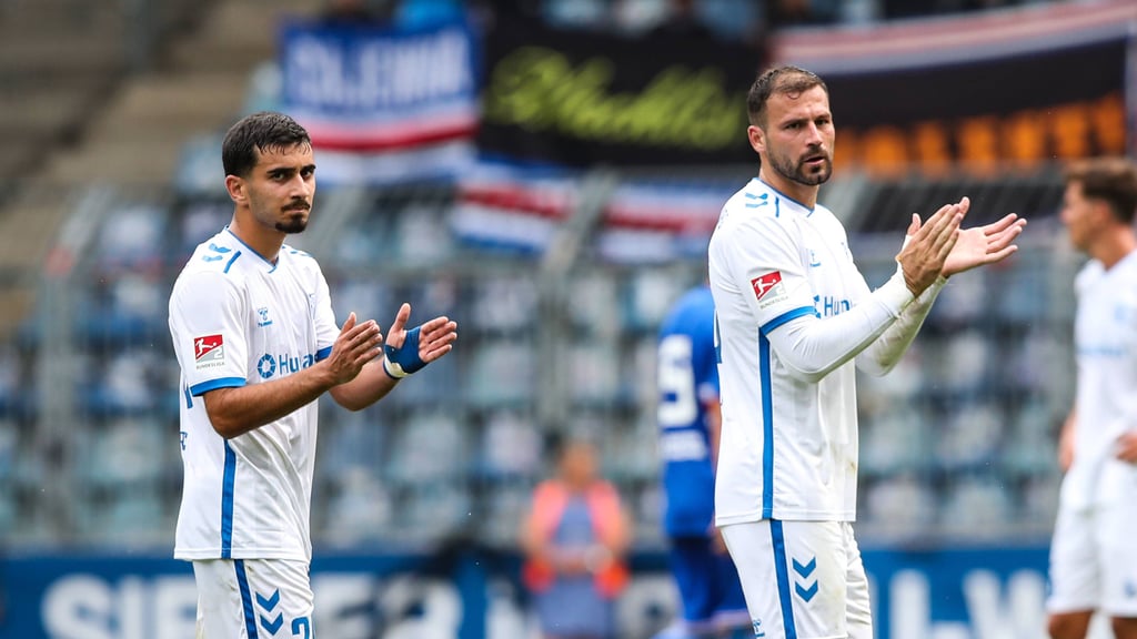 Livan Burcu (l.) und Aleksa Marusic sind die bislang letzten Zugänge beim 1. FC Magdeburg. Beide Offensivspieler haben sich beim neuen Verein schon eingelebt.