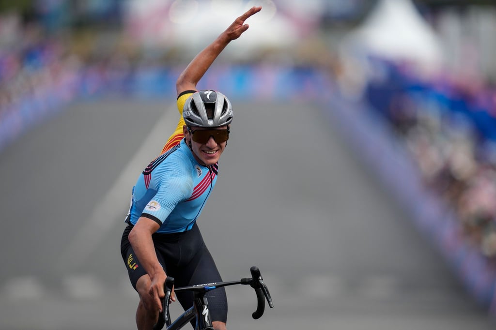 Jubel über den zweiten Olympiasieg: Remco Evenepoel