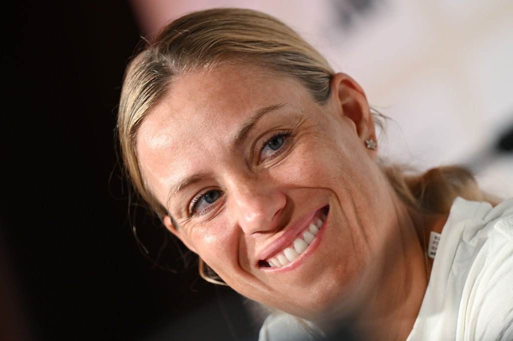 Angelique Kerber ist mit Ana Ivanovic befreundet, der Frau von Fußballstar Bastian Schweinsteiger.