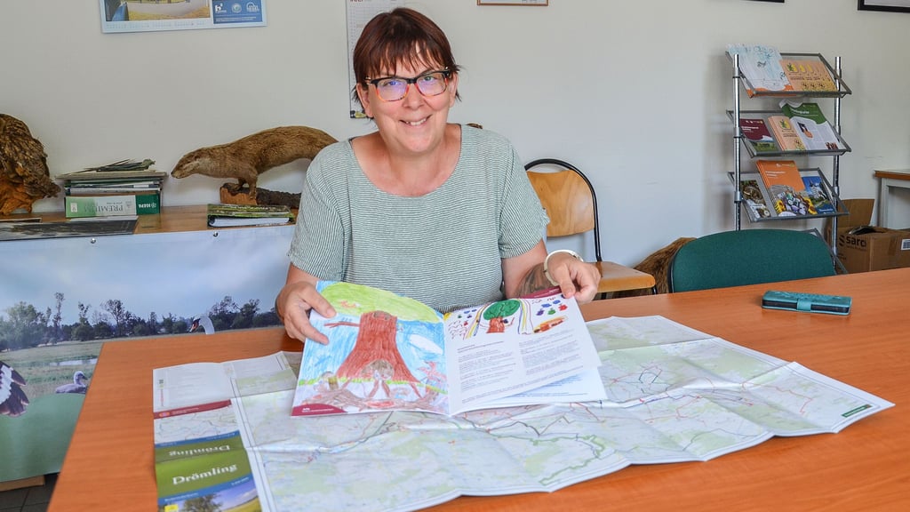 Hauptberuflich betreut Sabine Wieter unter anderem die Umweltbildung in der Biosphärenreservatsverwaltung. Ehrenamtlich engagiert sie sich in der Kommunalpolitik – als Stadträtin und auch als Ortsbürgermeisterin.