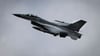 Die F-16-Maschinen aus amerikanischer Produktion sollen die russischen Angreifer vor Probleme stellen.