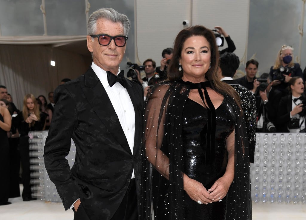Brosnan und Smith senden sich nach 23 Jahren Ehe Liebesgrüße.