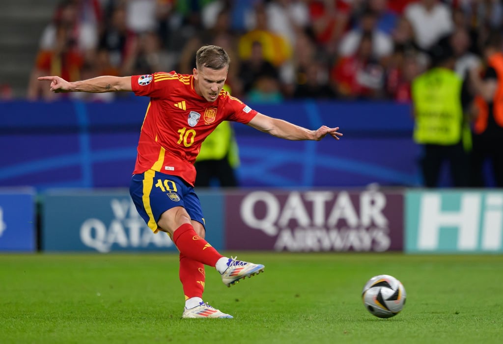 Der FC Barcelona und Dani Olmo sollen sich mündlich geeinigt haben.