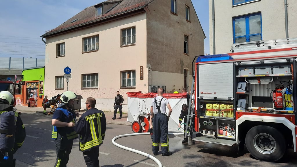 Feuerwehr im Einsatz 72Jähriger stirbt bei Brand in Merseburg