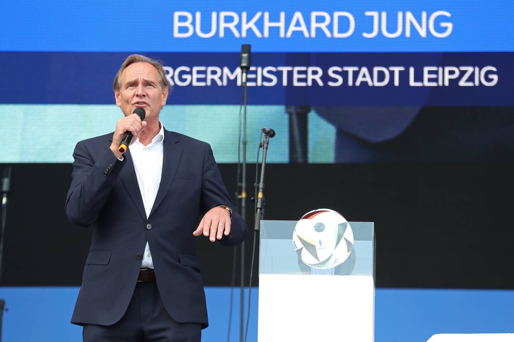 Bürgermeister Burkhard Jung (SPD) hier bei der EM 2024 in Leipzig.