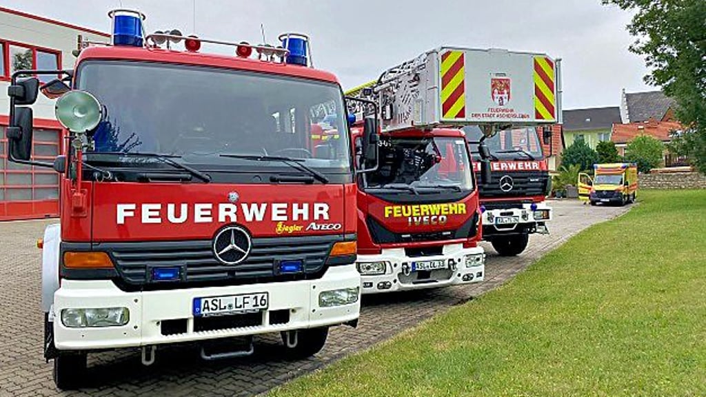 Nach einer Bombendrohung gegen zwei Schulen in Aschersleben konnten Polizei und Feuerwehr Entwarnung geben.
