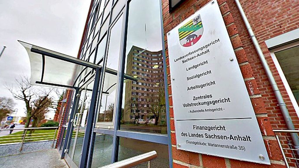 Das Landgericht in Dessau verhandelt im Fall einer Wittenbergerin die mit Drogen gehandelt haben soll.